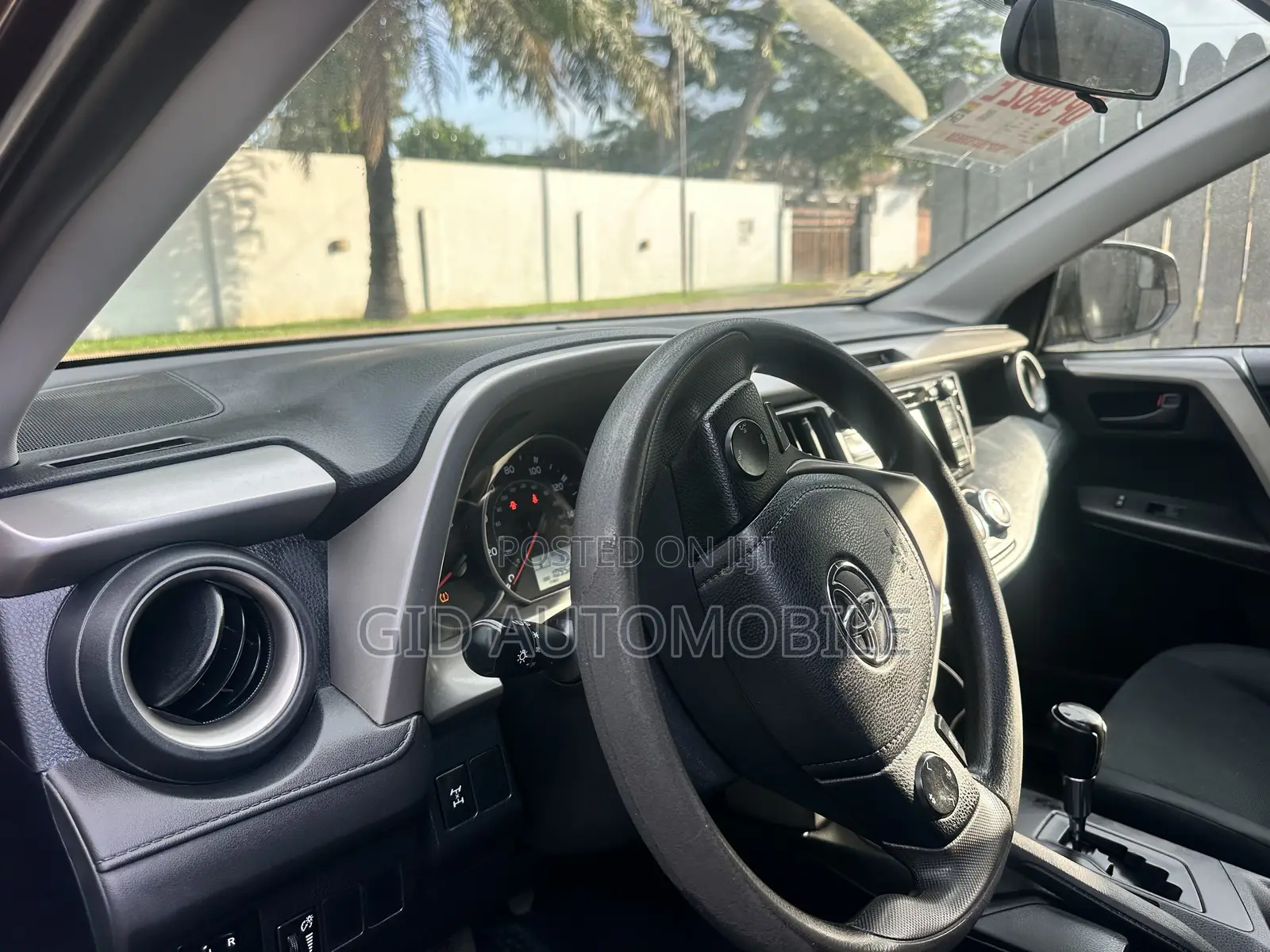 Toyota RAV4 2017 Gray