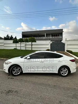 Hyundai Elantra SEL 2018 White