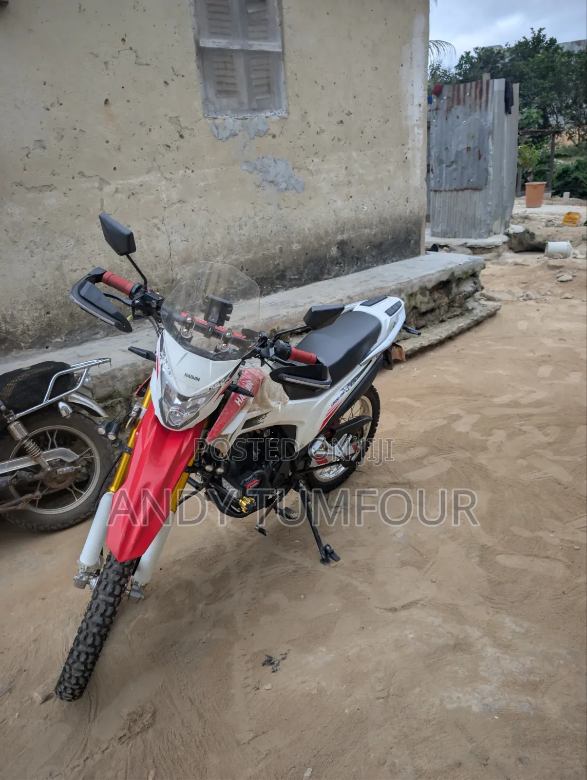 Haojin Hawk HJ200GY-3 2025 White