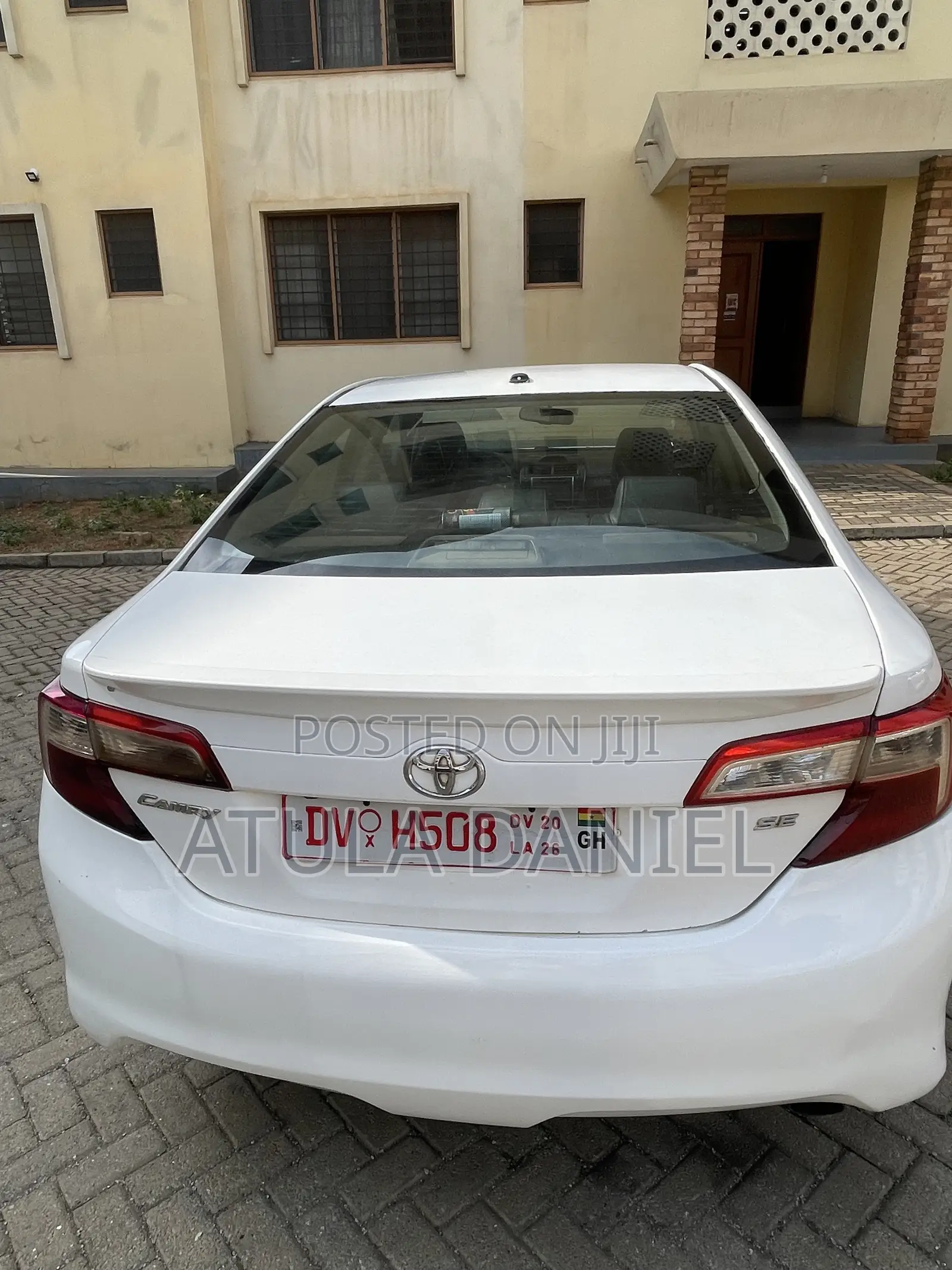Toyota Camry SE Sport 4dr Sedan (2.5L 4cyl 6A) 2014 White