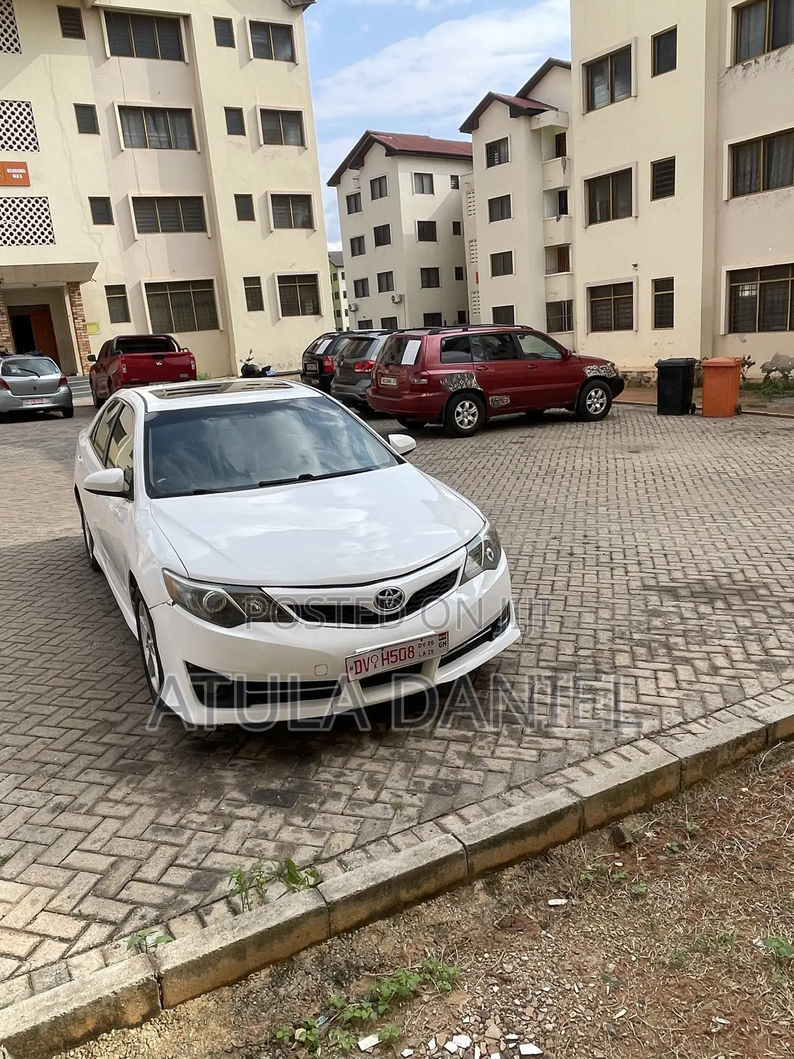 Toyota Camry SE Sport 4dr Sedan (2.5L 4cyl 6A) 2014 White