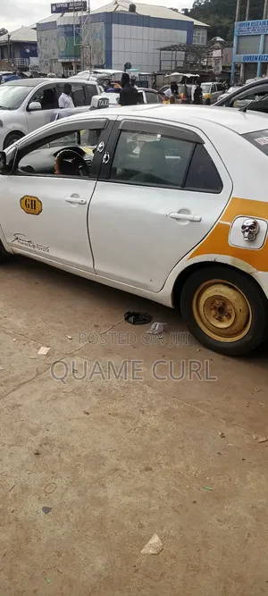 Toyota Belta 2010 White