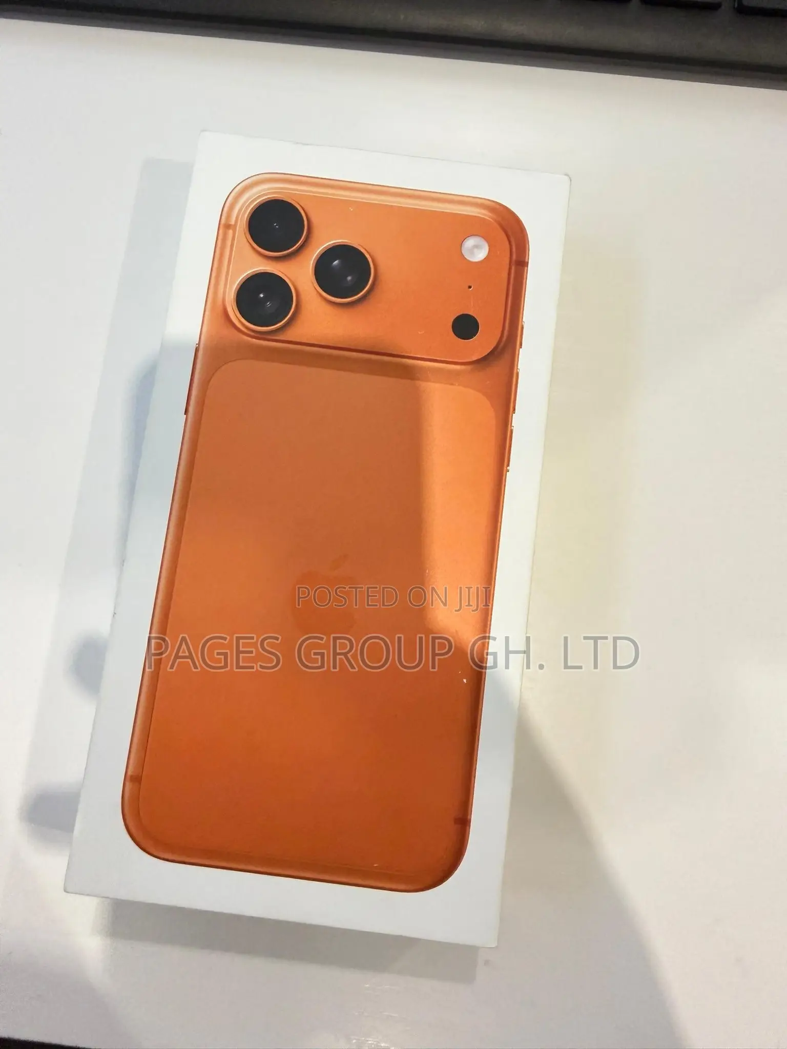 New Apple iPhone 17 Pro Max 256 GB Orange