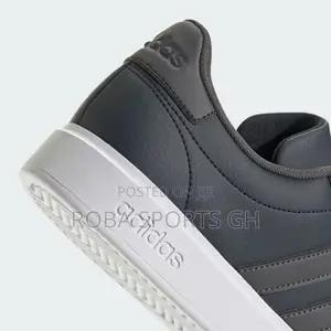 Adidas Grand Court 2.0 Sneakers