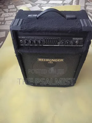 Behringer BXL 180-Watt 2Channel Ultra Bass Combo