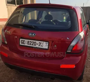 Kia Rio 2011 Red