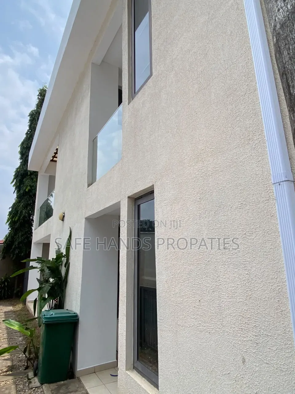 Furnished 3bdrm House in North Ridge, Accra Metropolitan for sale