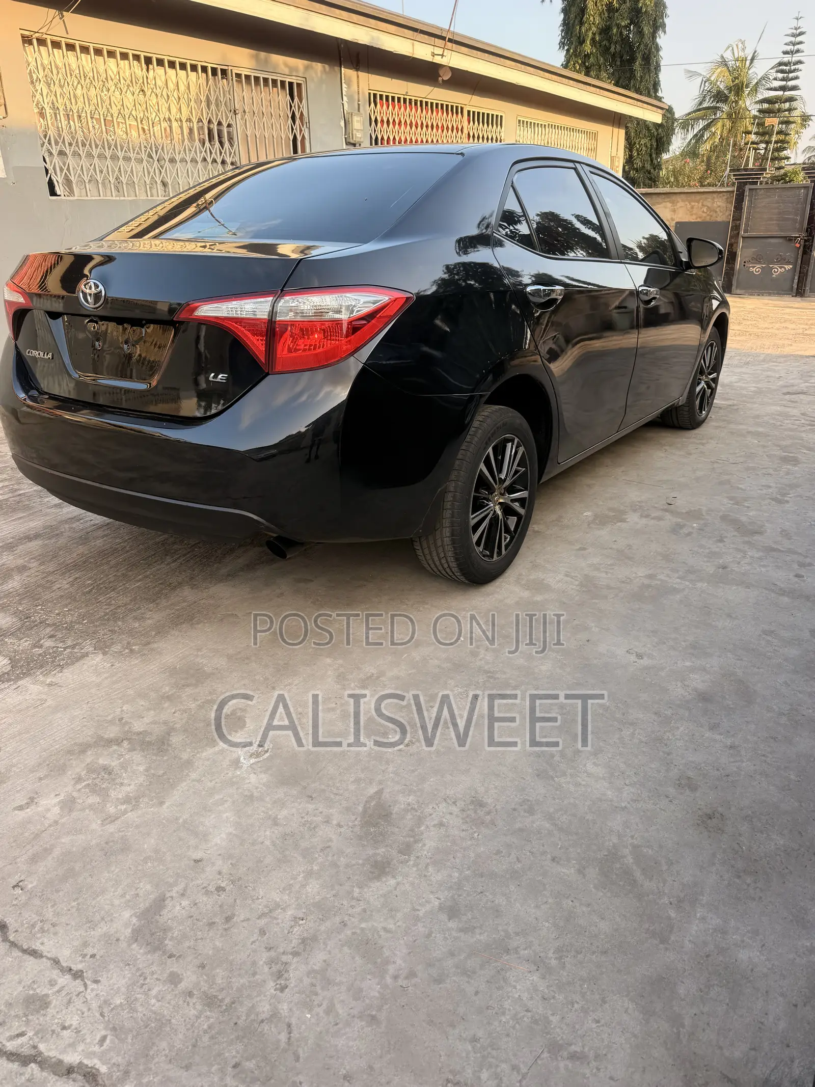 Toyota Corolla LE Eco Plus 4dr Sedan (1.8L 4cyl CVT) 2016 Black