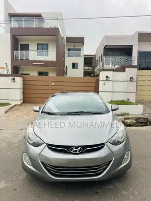 Hyundai Elantra Limited Sedan FWD (1.8L 4cyl 6A) 2013 Silver