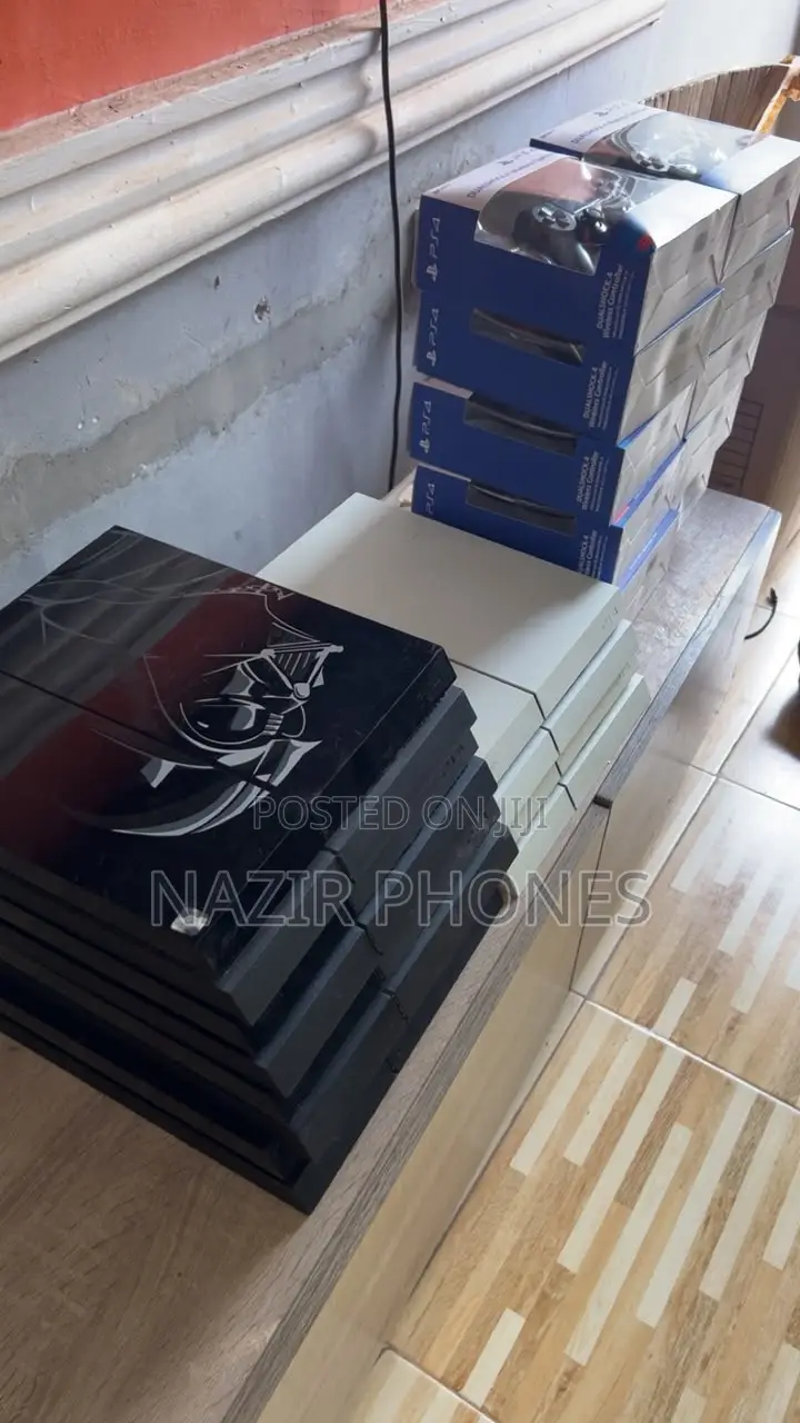 PS4 Standard