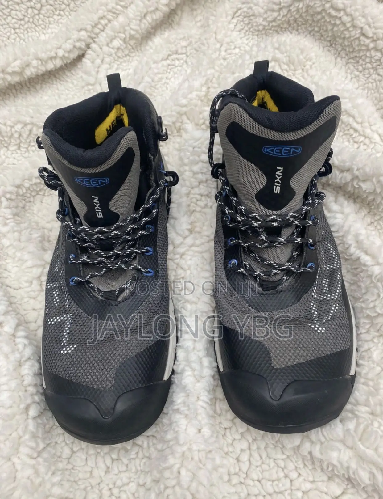 KEEN NXIS EVO Mid Waterproof Boot - Size 44