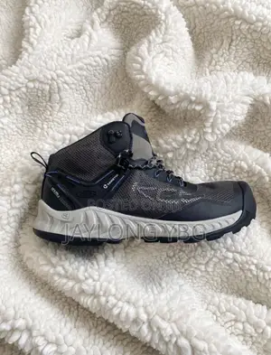 KEEN NXIS EVO Mid Waterproof Boot - Size 44