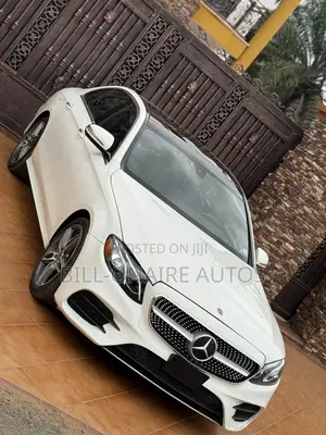 Mercedes-Benz E300 2018 White