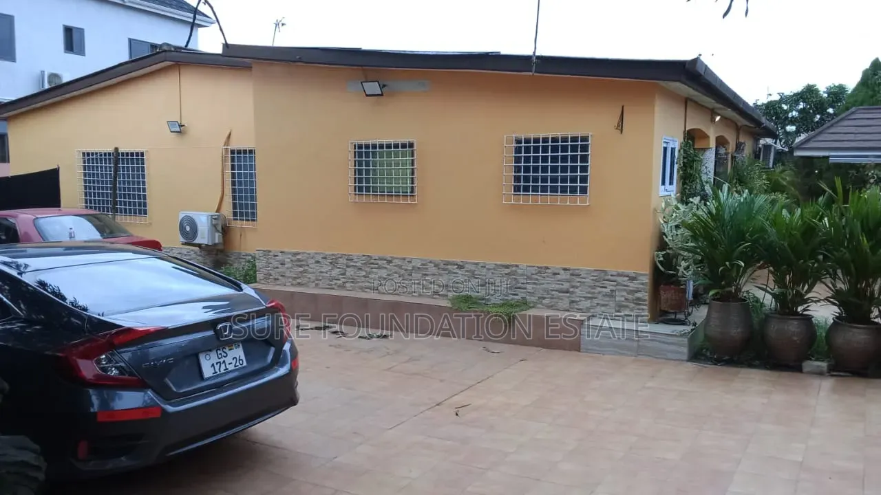 3bdrm House in Dansoman for sale