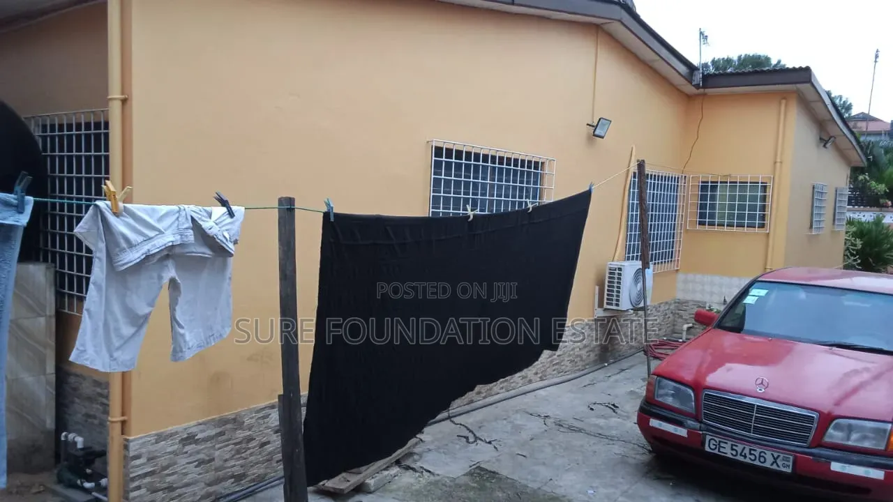 3bdrm House in Dansoman for sale