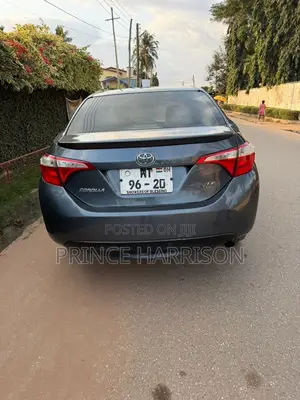 Toyota Corolla LE 4dr Sedan (1.8L 4cyl CVT) 2016 Gray