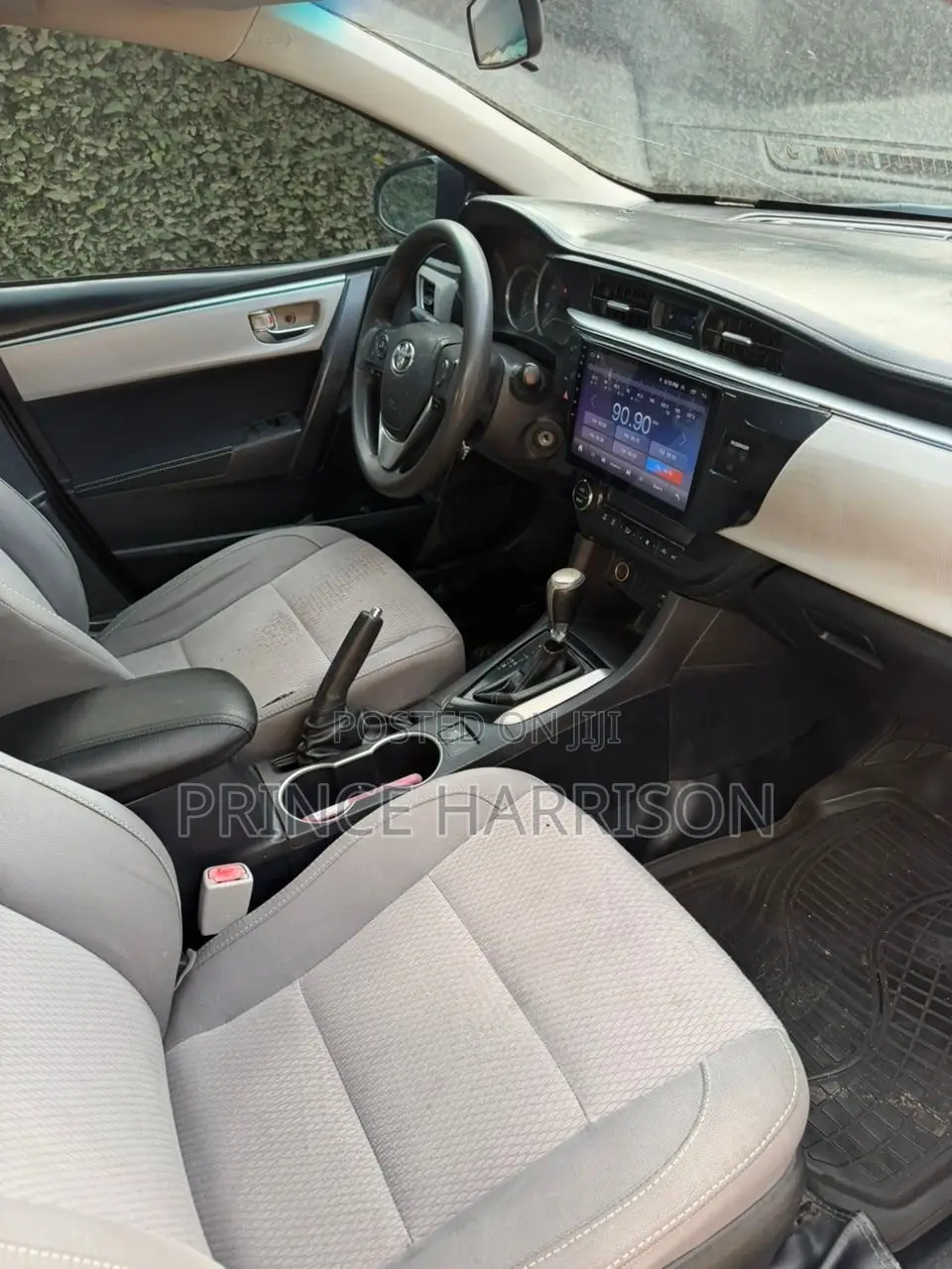 Toyota Corolla LE 4dr Sedan (1.8L 4cyl CVT) 2016 Gray