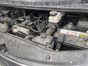 Hyundai H200 2015 Gray