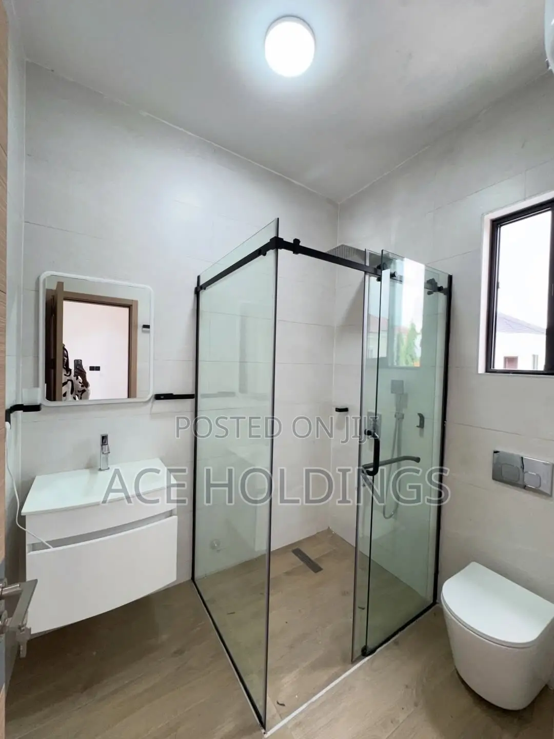 5bdrm Mansion in Oyarifa for sale