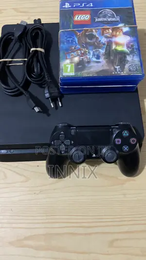PlayStation 4 Slim