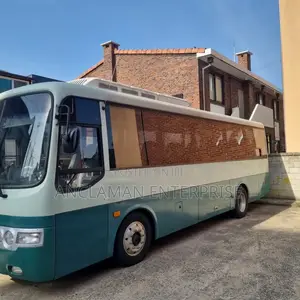 Hyundai Aerotown 2015