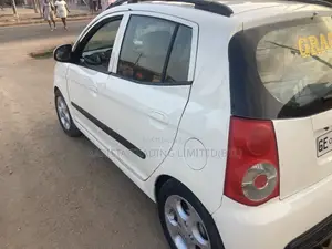 Kia Morning 2010 White