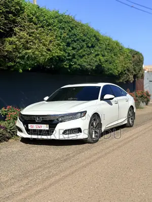 Honda Accord Sport (2.0L 4cyl Turbo 6M) 2019 White