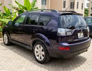 Mitsubishi Outlander 2010 Black