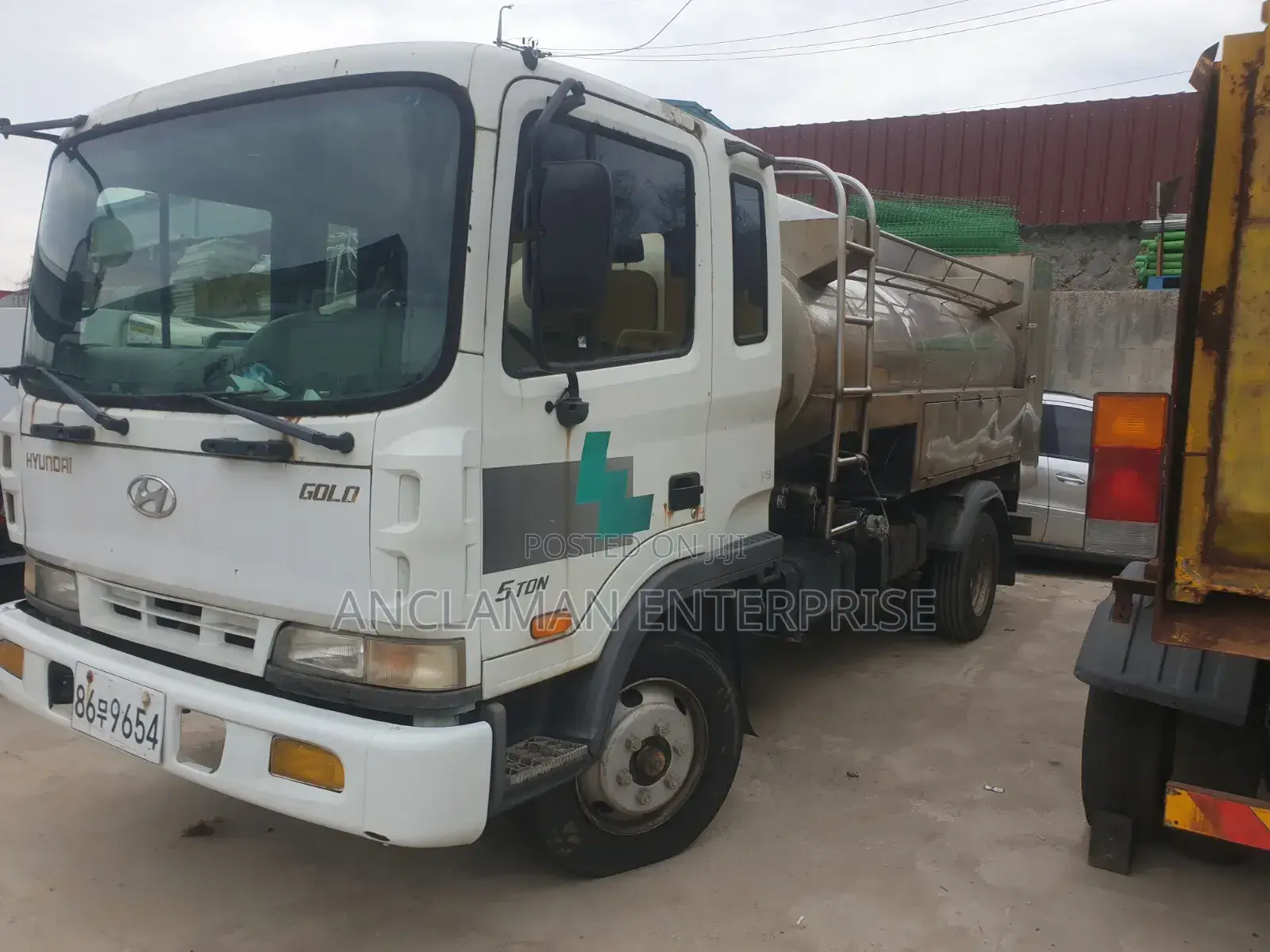5 Ton Water/Feul Tanker