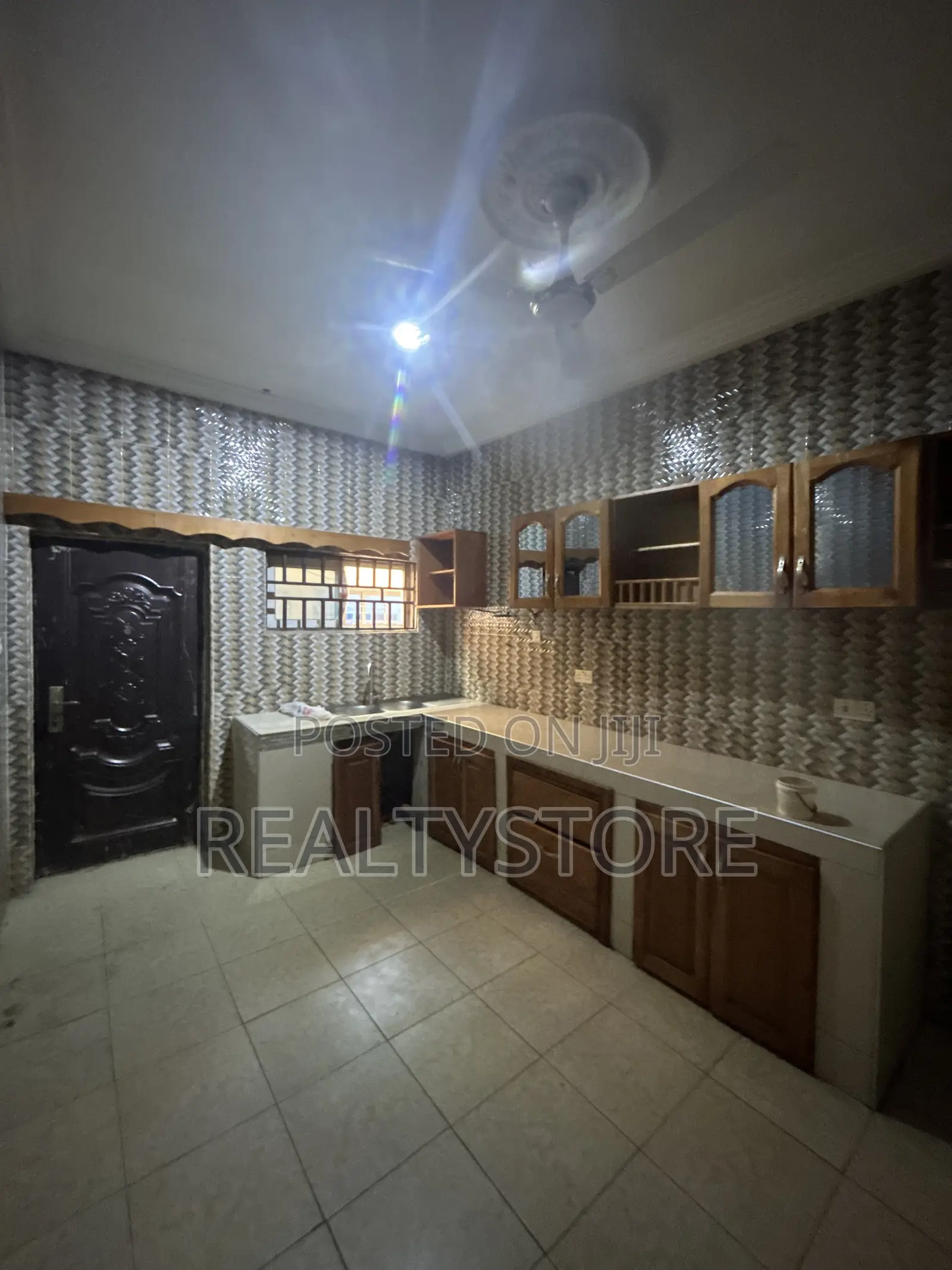 2bdrm Apartment in Kfc, Accra Metropolitan for rent