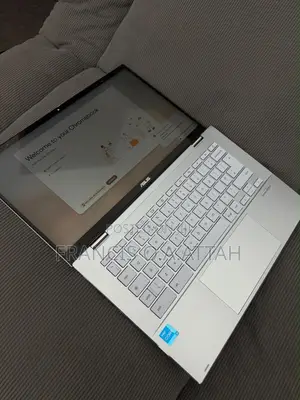 Laptop Asus Chromebook Flip C302CA 8GB Intel Core i3 SSD 256GB