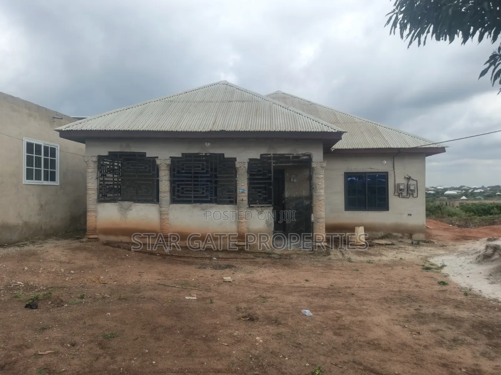 3bdrm House in Wadie Adwumakaase, Kumasi Metropolitan for sale