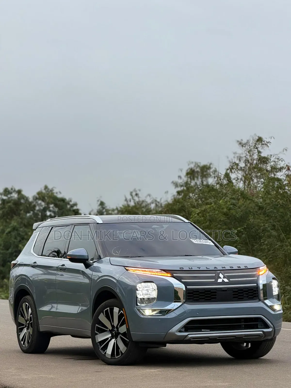 Mitsubishi Outlander 2025 Gray