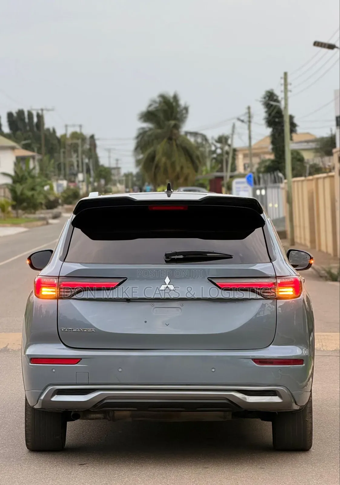 Mitsubishi Outlander 2025 Gray