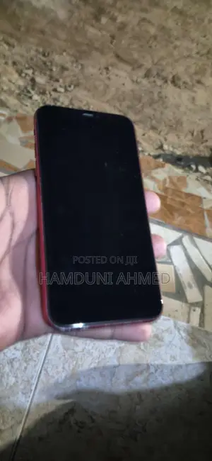 Apple iPhone 11 64 GB Red