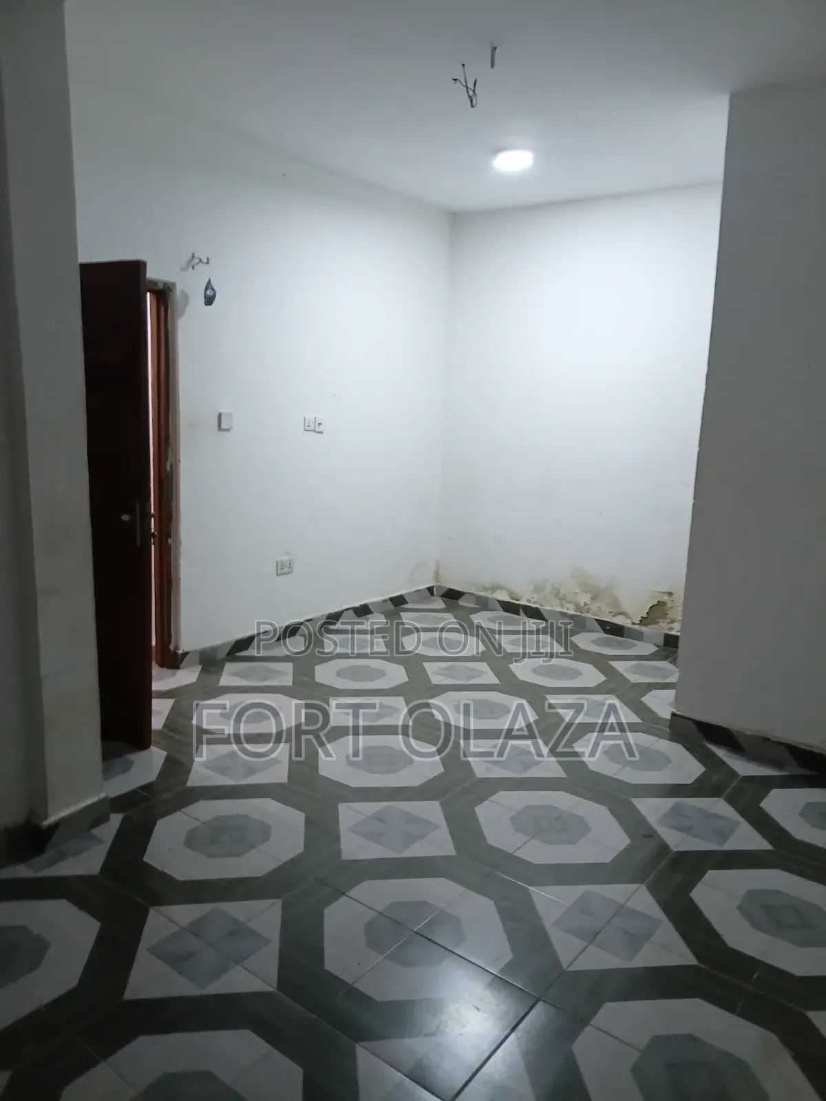1bdrm Apartment in Fort-Olaza, Ga East Municipal for rent