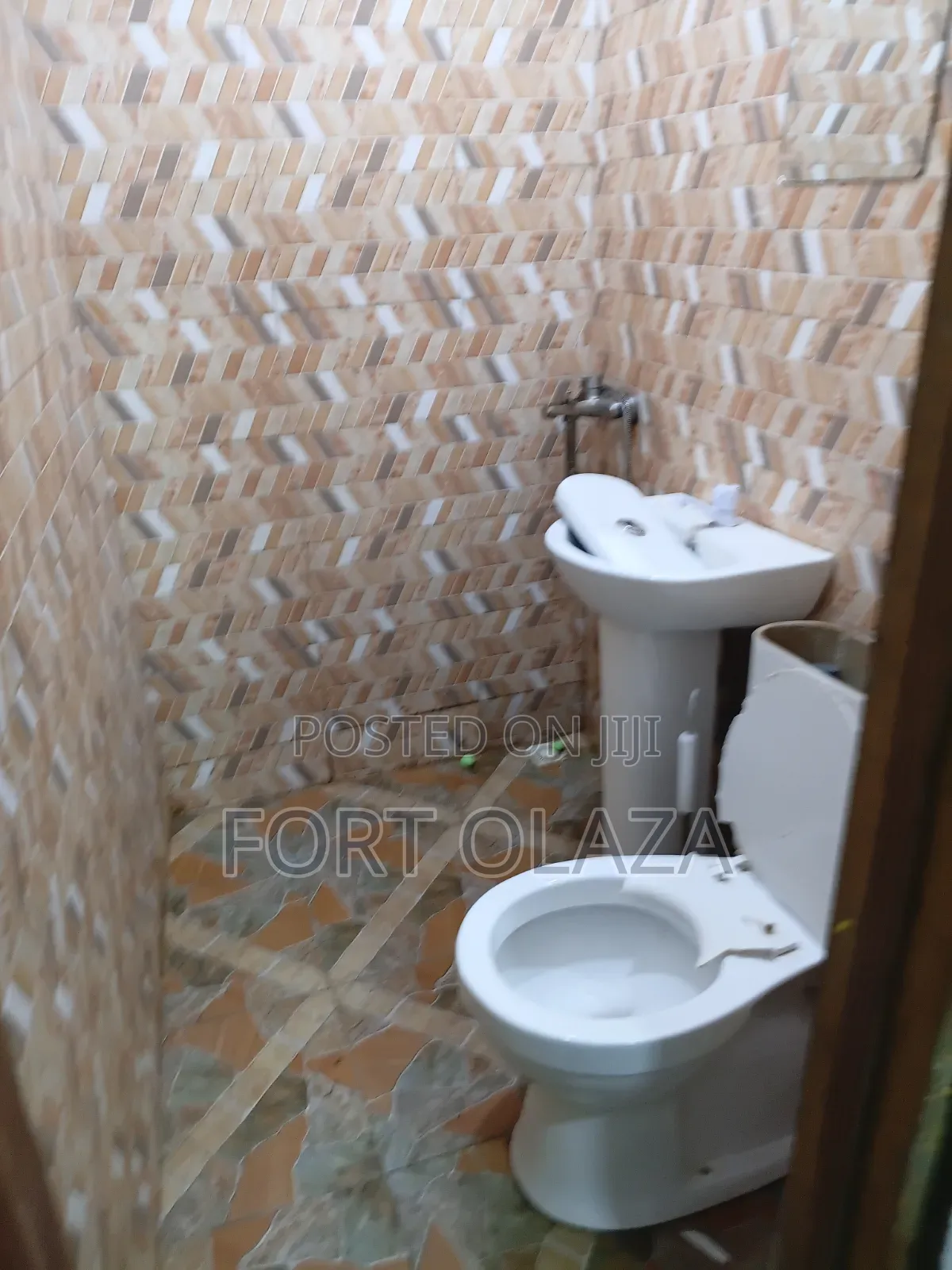 1bdrm Apartment in Fort-Olaza, Ga East Municipal for rent