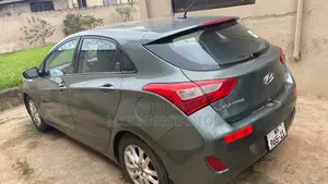 Hyundai Elantra 2013
