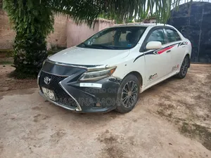 Toyota Corolla 2009 White