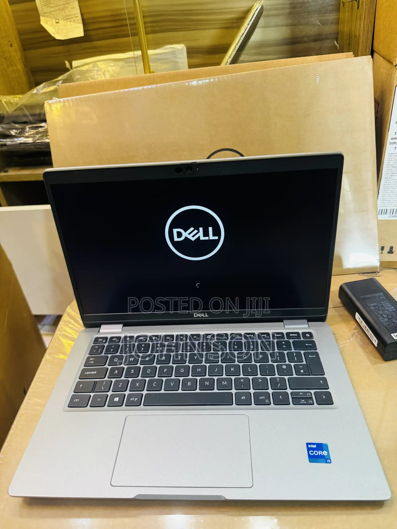 Laptop Dell Latitude 5320 16GB Intel Core i5 SSD 256GB