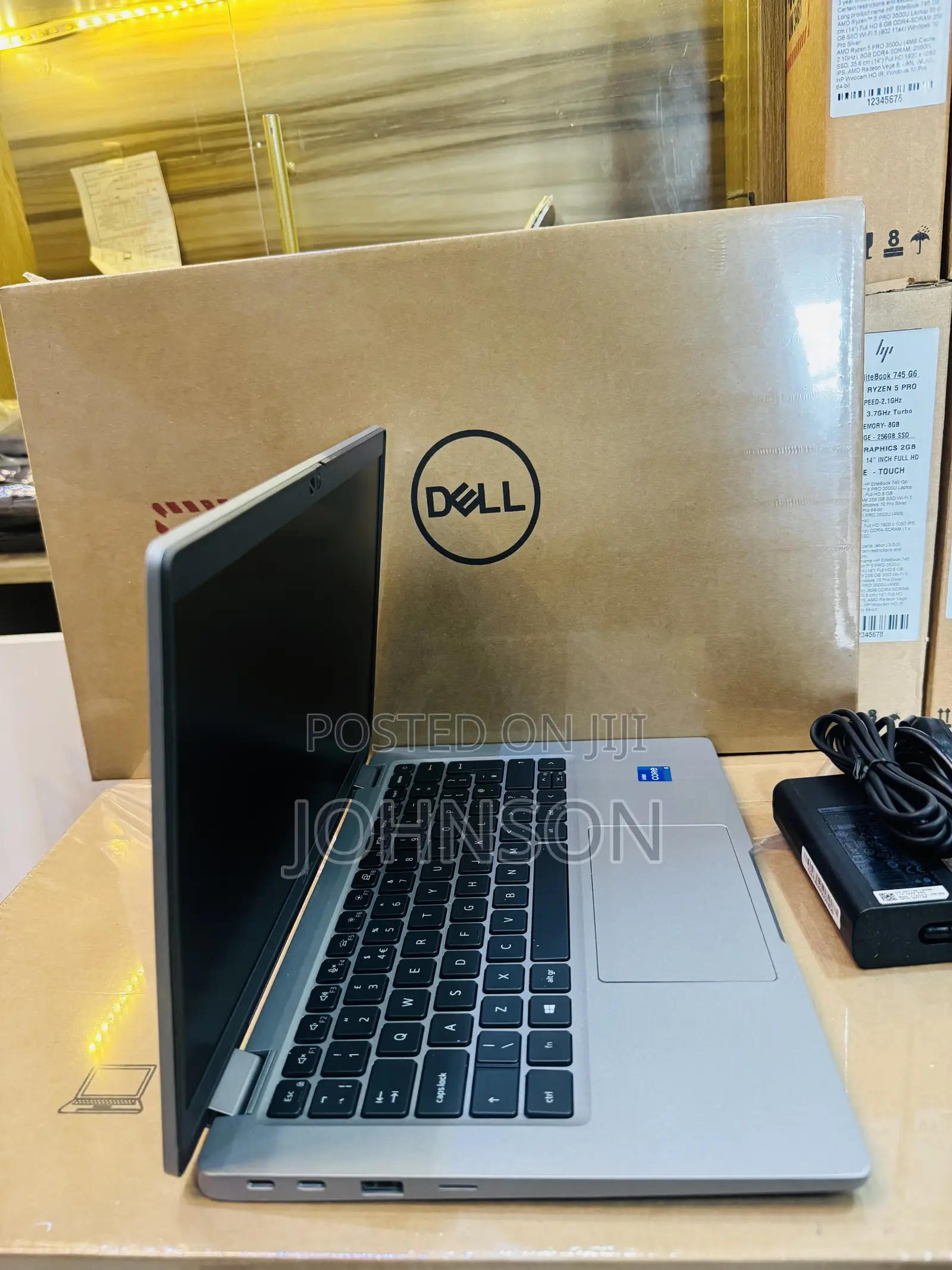Laptop Dell Latitude 5320 16GB Intel Core i5 SSD 256GB
