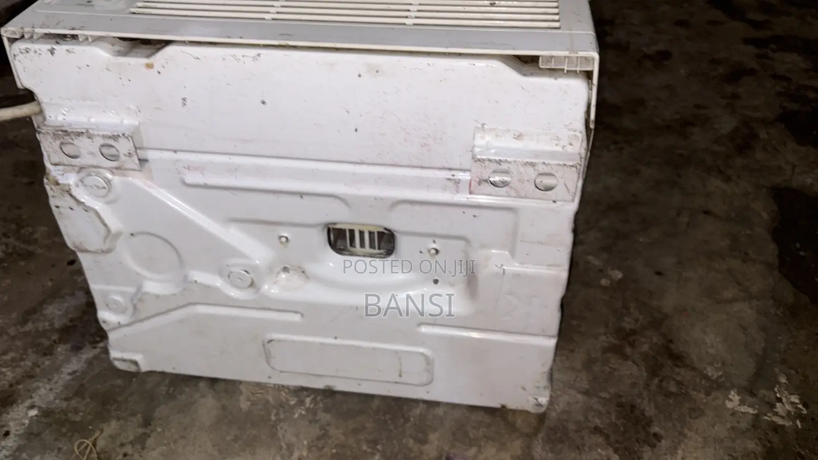 MIDEA 1.5 Horsepower Window AC