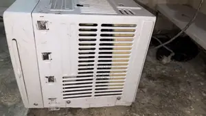 MIDEA 1.5 Horsepower Window AC