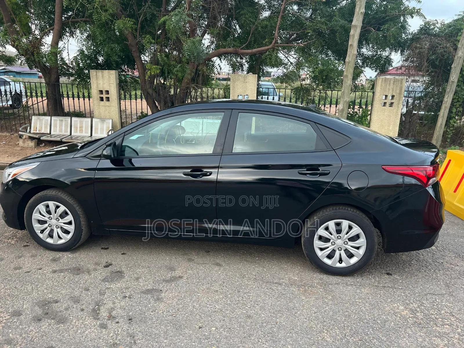 Hyundai Accent 2022 Black