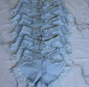 Short Jeans