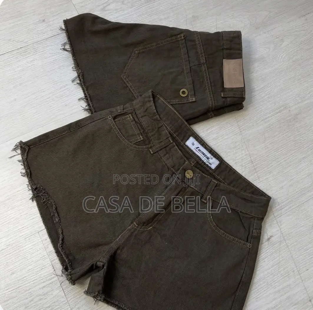 Short Jeans