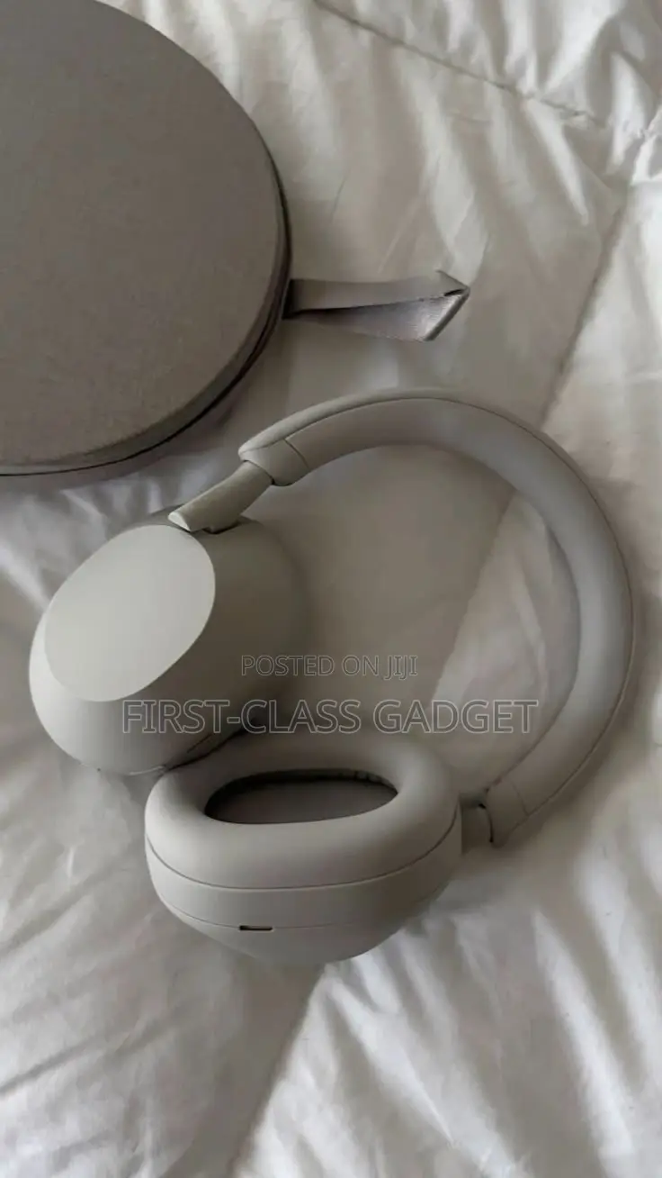 Sony WH-1000XM6 Wireless Noise-Cancelling Headphones