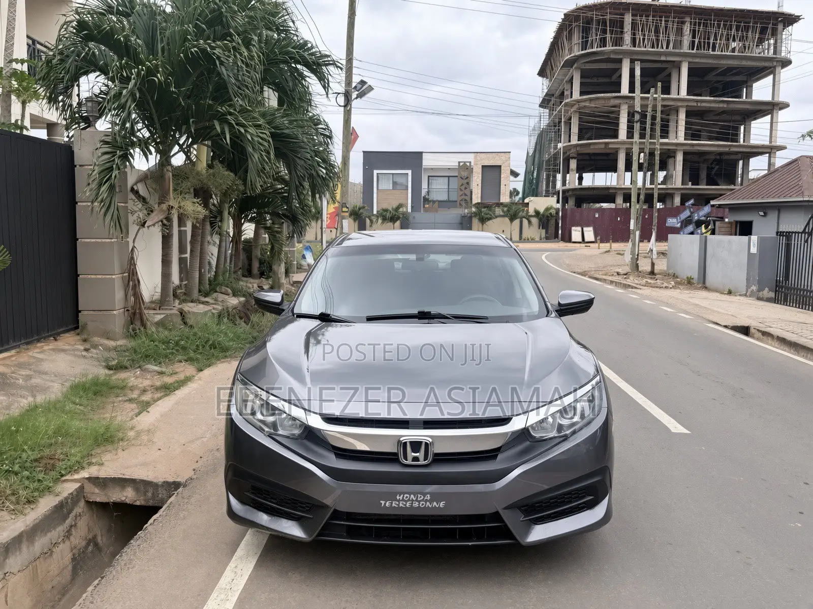 Honda Civic LX 4dr Sedan (2.0L 4cyl) 2016 Gray