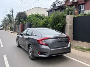 Honda Civic LX 4dr Sedan (2.0L 4cyl) 2016 Gray