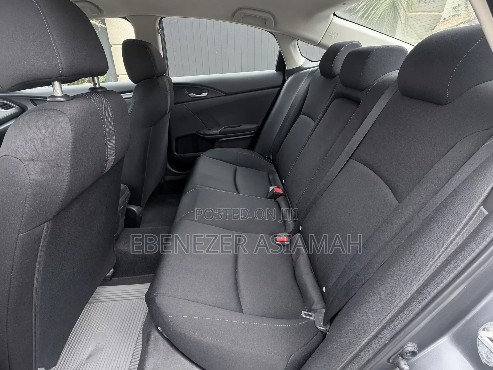 Honda Civic LX 4dr Sedan (2.0L 4cyl) 2016 Gray